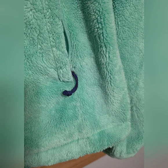 The North Face Women's Light Green Teddy Jacket - Picture 3 of 4